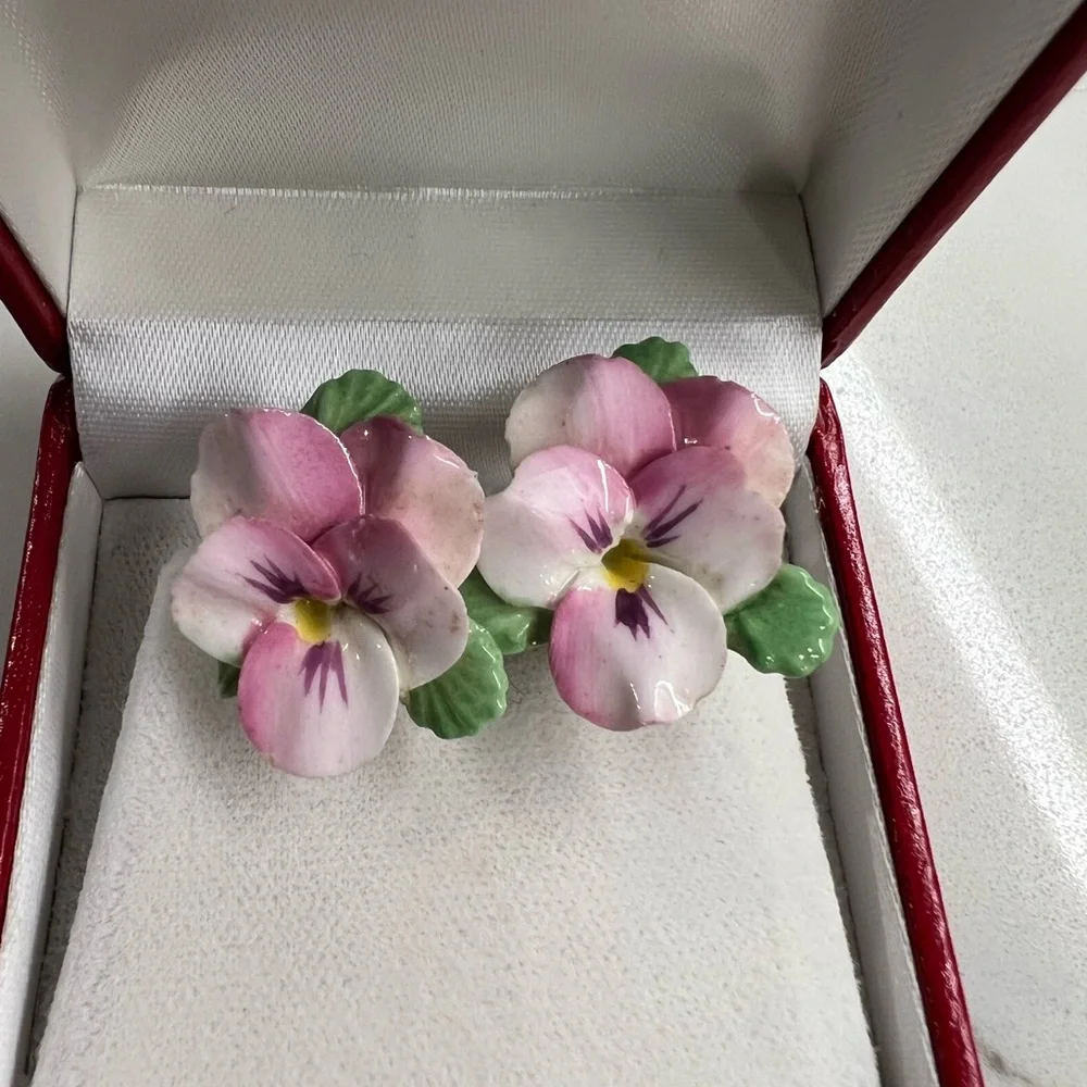 Royal Adderley Floral Bone China Brooch Pin And Earrings Jewelry Made in England - Picture 8 of 10
